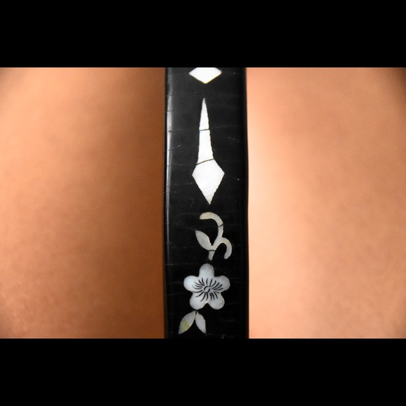 Vintage handbag🦋 - Picture 4 of 5